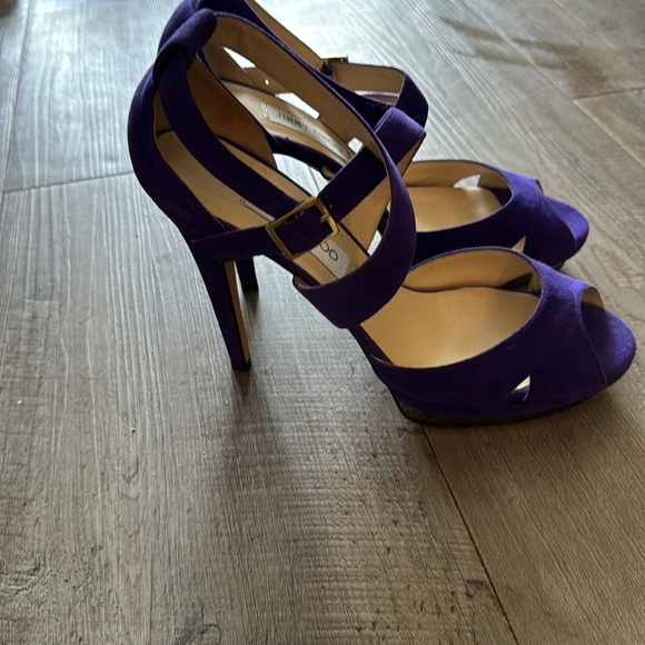 Jimmy Choo purple suede D’orsay pumps gold platform size 41 heel height 5” - Picture 2 of 2